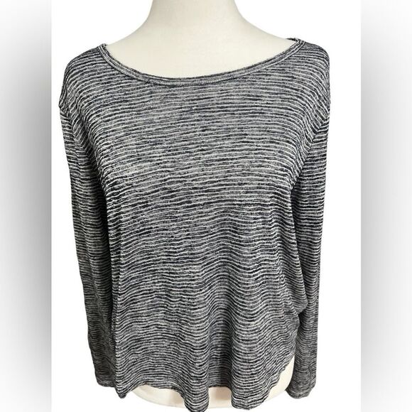 Athleta Breezy Long Sleeve small dark navy and white stripes - Picture 2 of 13